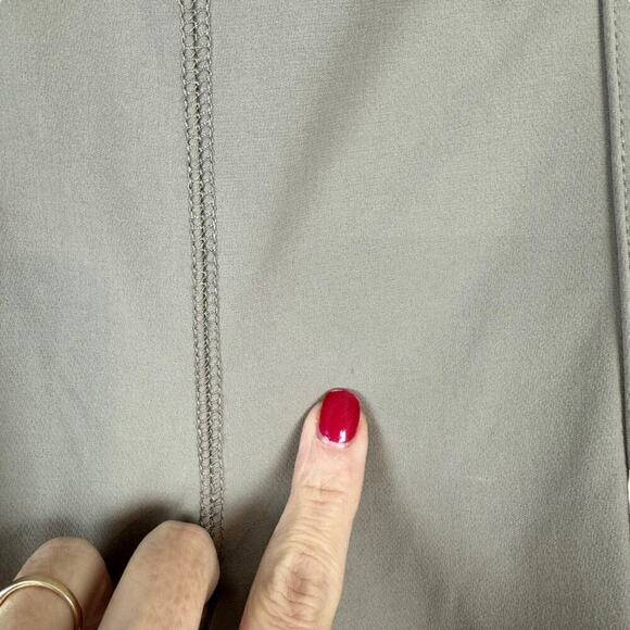 NEW FABLETICS Hybrid Cargo Pants Women's Small Smoke Tan Nylon Pockets Leggings - Picture 15 of 16